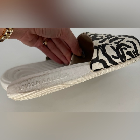 Under Armour Women's Ansa Graphic - Picture 4 of 5